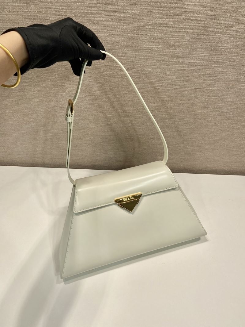 Pra*a hobo bags